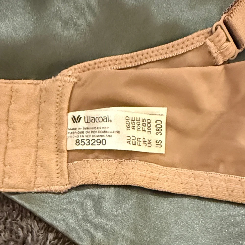Wacoal Tan Lace Accent Bra - Picture 3 of 3